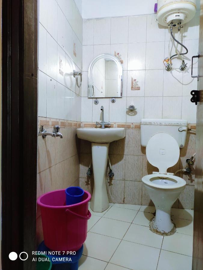 Castle View Hotel Мусори Екстериор снимка